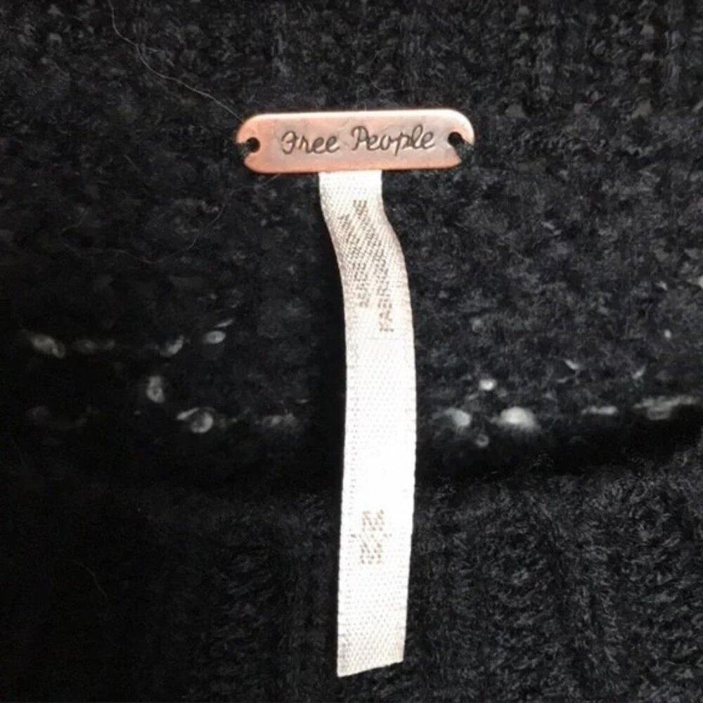 Free People Magic Rose Wool Alpaca Cropped Black Chunky Sweater - Picture 5 of 5